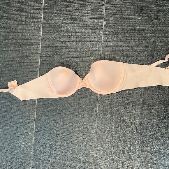Victoria’s Secret - Lightly lined strapless bra - Picture 1 of 3